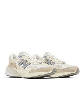 New Balance Cream & Grey Retro Runner Sneakers